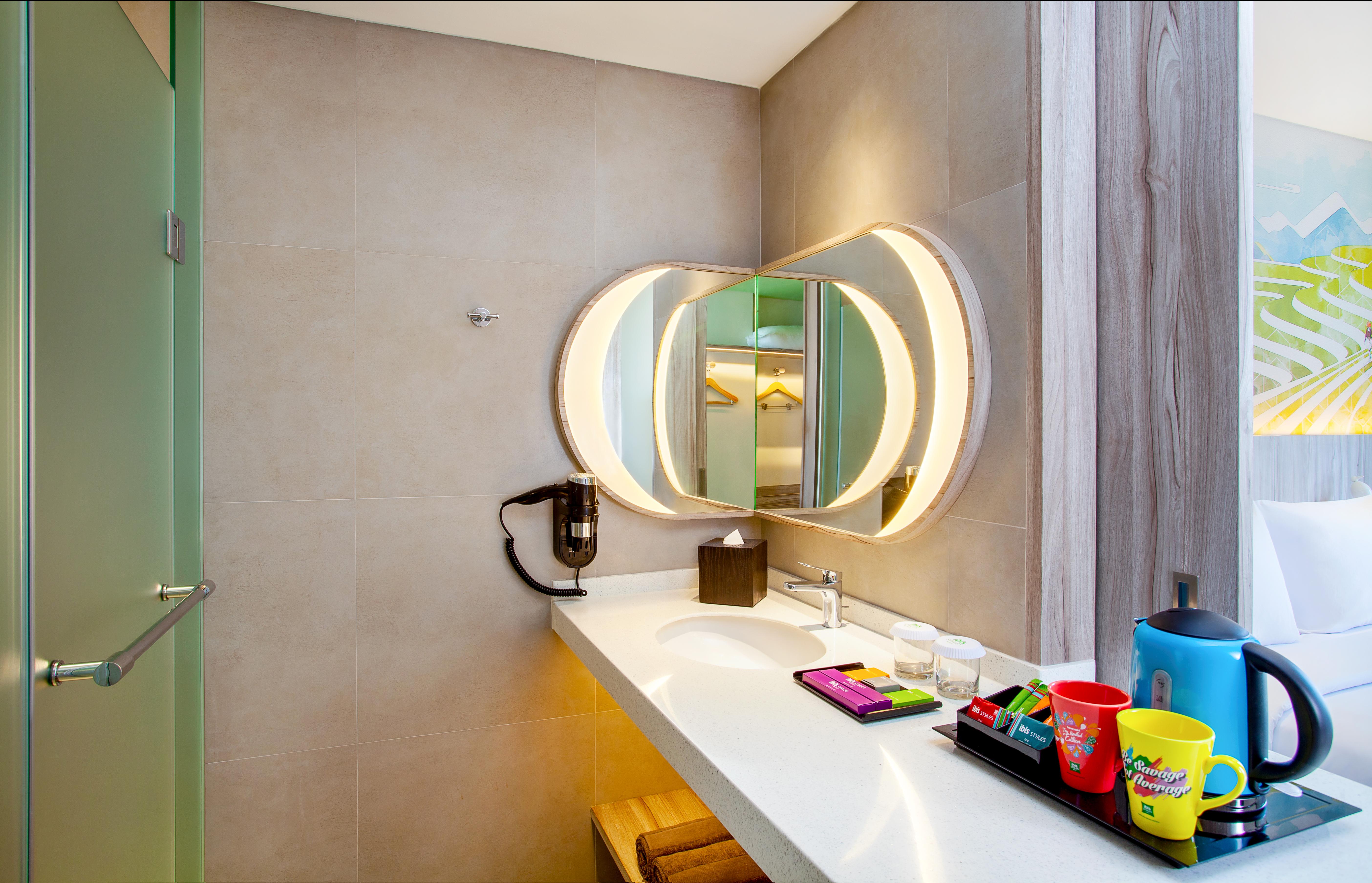 ibis Styles Bandung Grand Central Exterior foto